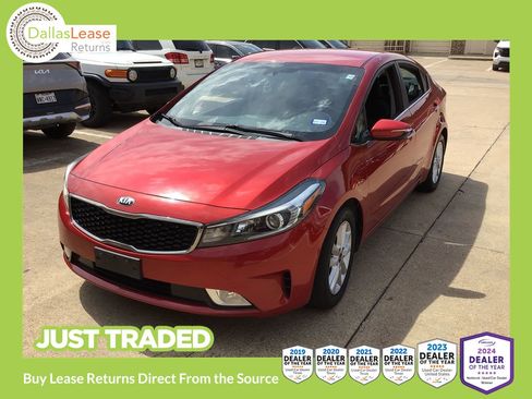 Used 2017 Kia Forte S w/ S Technology Package FWD image 1