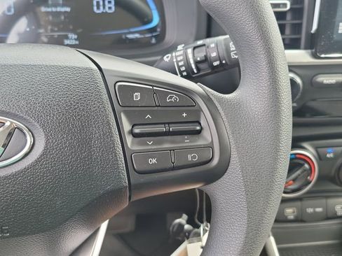 Certified 2026 Hyundai Venue SE FWD image 8
