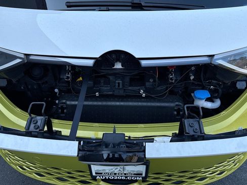 Used 2025 Volkswagen ID. Buzz 1st Edition image 33