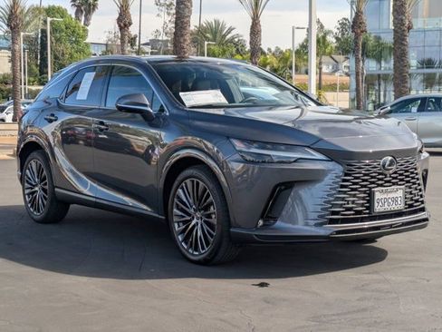 Used 2025 Lexus RX 450h AWD w/ Convenience Package image 3