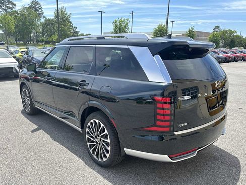 New 2026 Hyundai Palisade Calligraphy FWD image 5