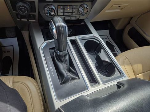 Used 2016 Ford F150 Lariat w/ Equipment Group 502A Luxury AWD/4WD image 22