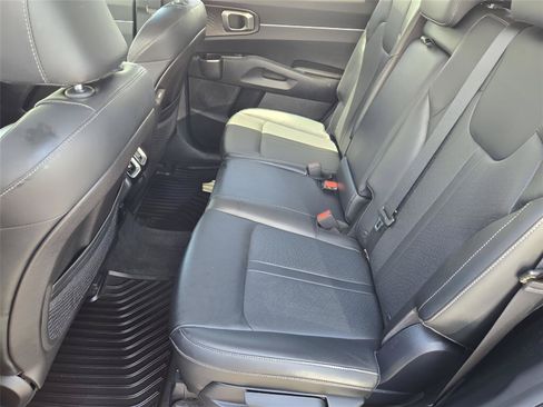 Used 2021 Kia Sorento S FWD image 28