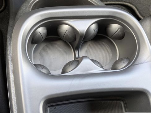 New 2026 Chrysler Voyager LX image 31