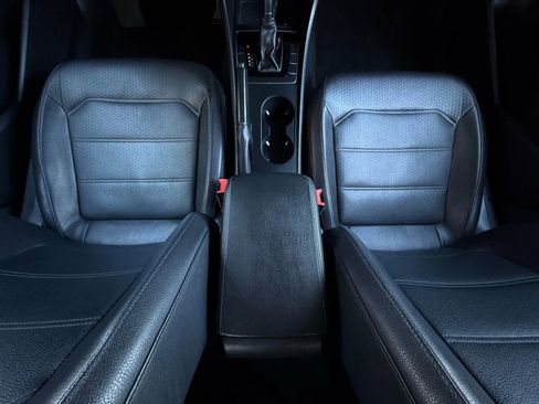 Used 2017 Volkswagen Passat 1.8T R-Line image 47