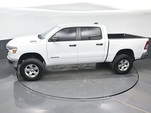 Used 2019 RAM 1500 Tradesman w/ SXT Appearance Group AWD/4WD image 18