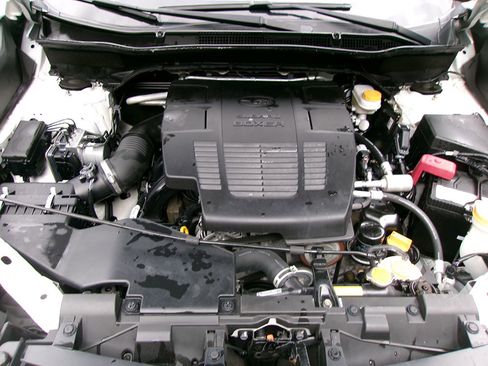 Used 2021 Subaru Forester Premium image 9