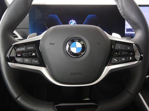 Used 2025 BMW 330i Sedan RWD image 17
