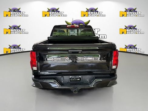 Used 2023 Chevrolet Colorado Trail Boss w/ Advanced Trailering Package AWD/4WD image 5