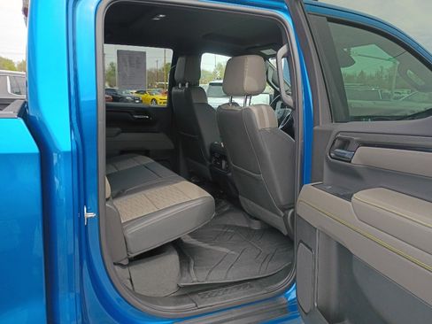 Used 2023 Chevrolet Silverado 1500 ZR2 AWD/4WD image 12