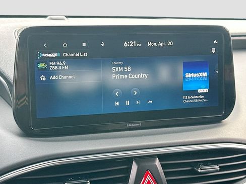 Used 2023 Hyundai Santa Fe SEL image 15