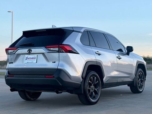 Used 2023 Toyota RAV4 LE FWD image 8