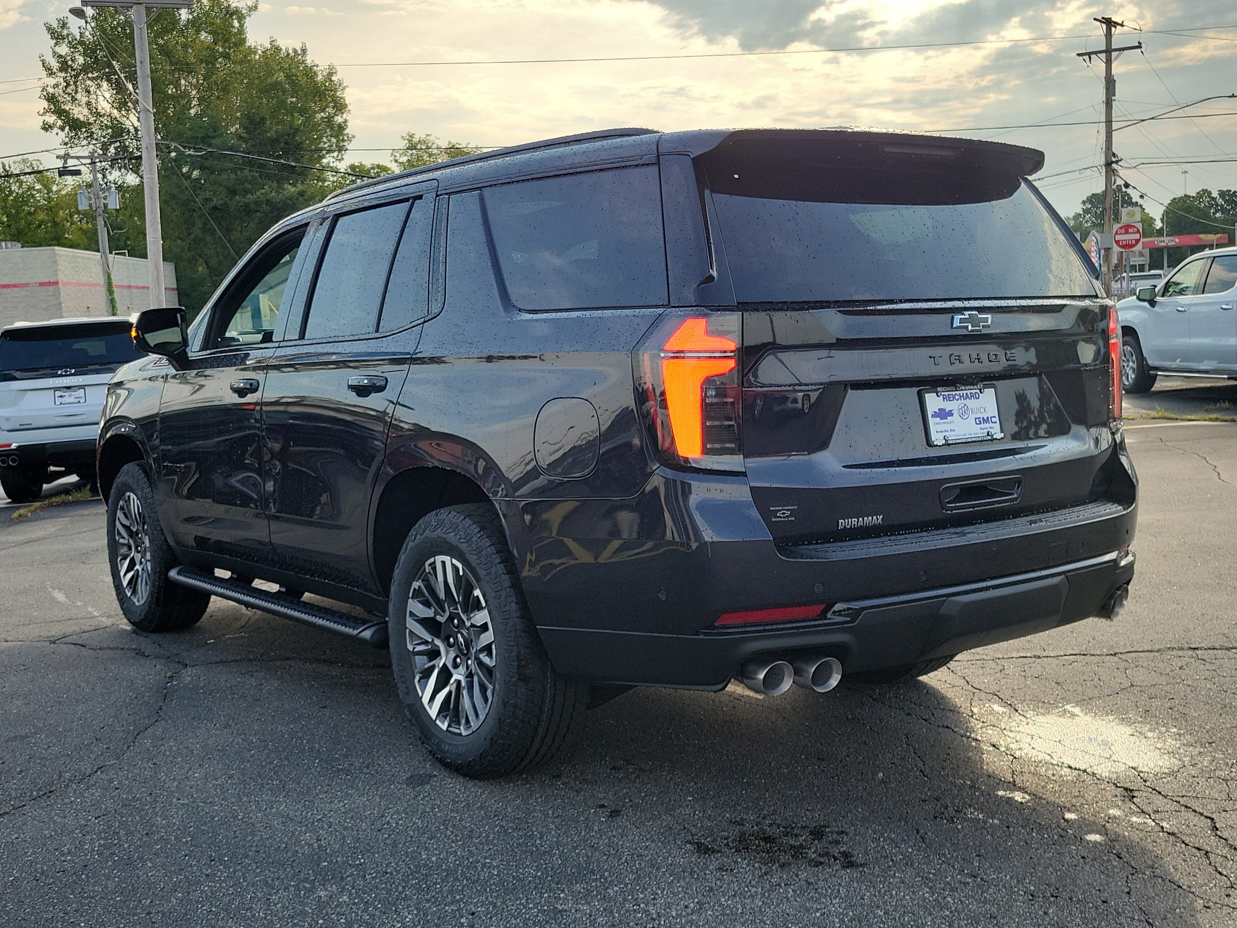 New 2026 Chevrolet Tahoe Z71 w/ Z71 Off-Road Package AWD/4WD image 3