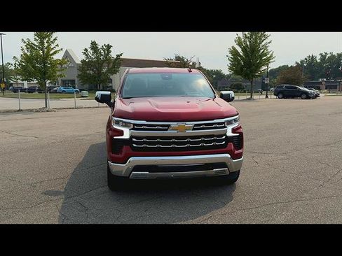 Used 2023 Chevrolet Silverado 1500 LTZ w/ LTZ Premium Package AWD/4WD image 31