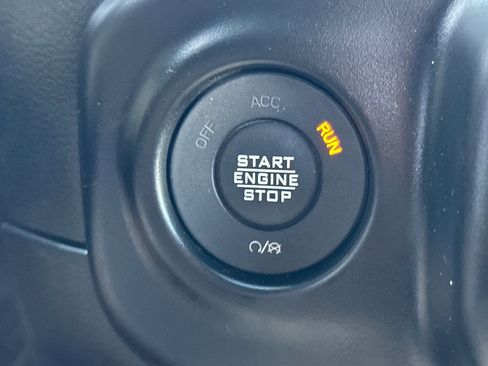 Used 2022 Jeep Wrangler Rubicon image 22