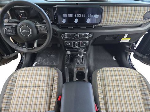 New 2026 Jeep Gladiator Sport AWD/4WD image 9