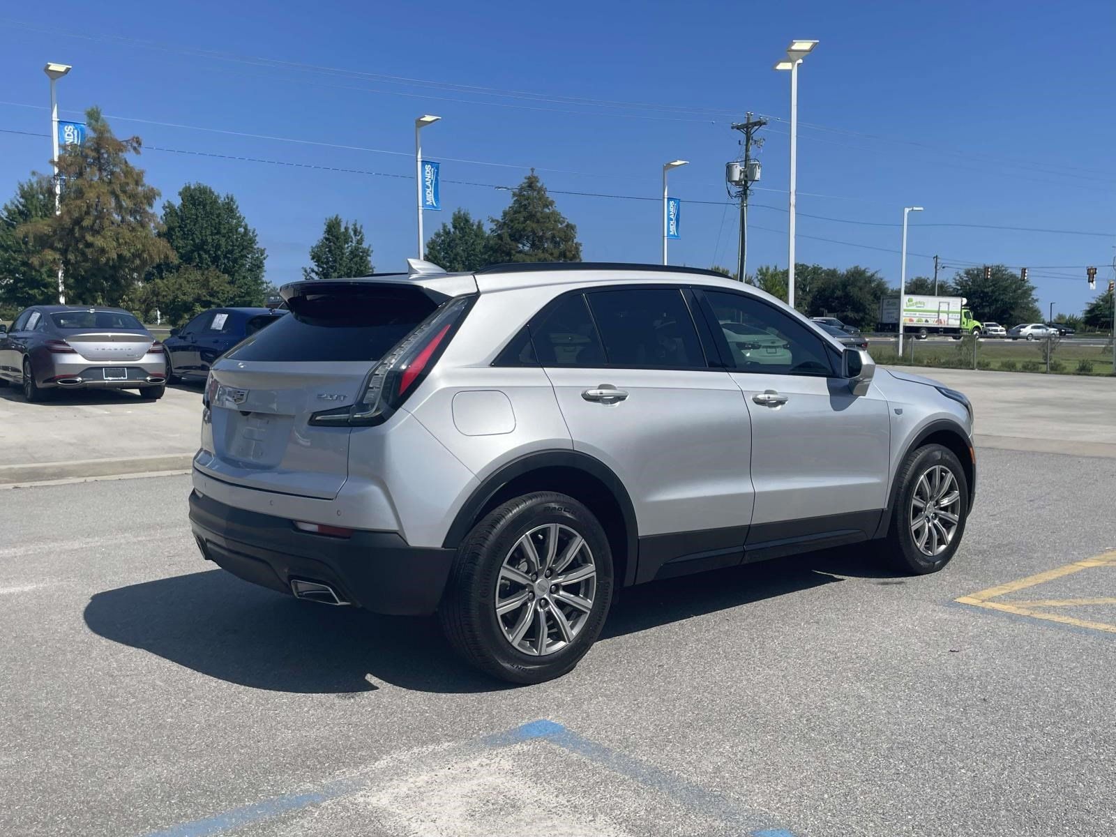 Used 2019 Cadillac XT4 Sport FWD image 6