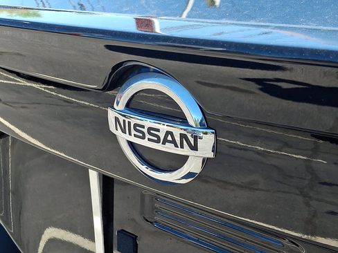 Certified 2023 Nissan Sentra SR w/ Midnight Edition Package FWD image 29