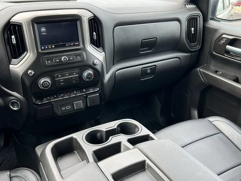 Used 2026 Chevrolet Silverado 1500 Custom Trail Boss w/ Dark Appearance Package AWD/4WD image 37