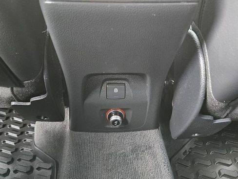 Used 2018 Audi Q3 2.0T Premium Plus w/ Premium Plus Package image 26