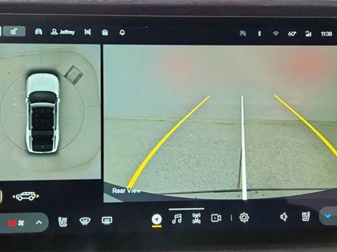 Used 2025 Rivian R1S Adventure image 50