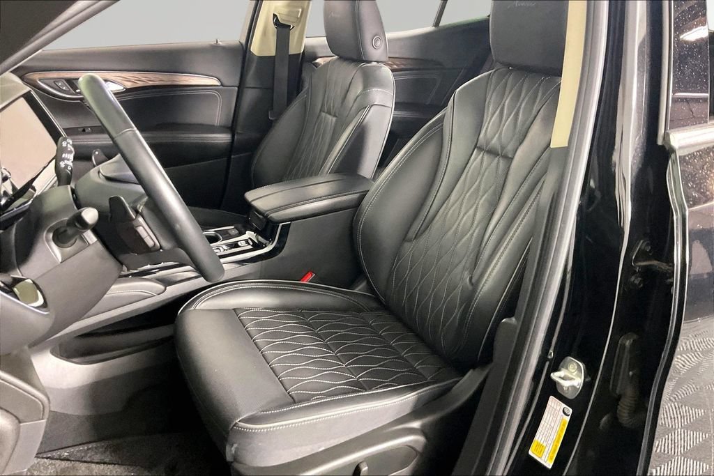 Certified 2023 Buick Envision Avenir FWD image 18