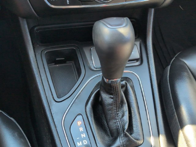 Certified 2021 Jeep Cherokee Latitude Plus w/ Sun & Sound Group FWD image 23