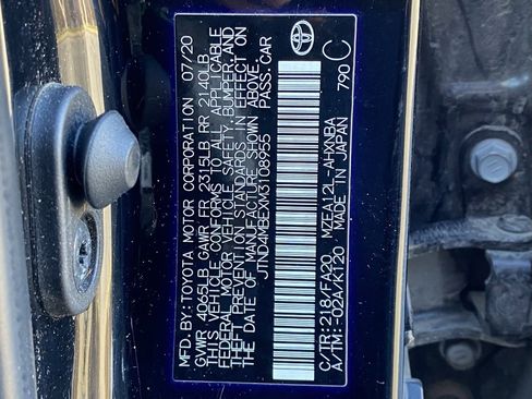 Used 2021 Toyota Corolla SE image 34