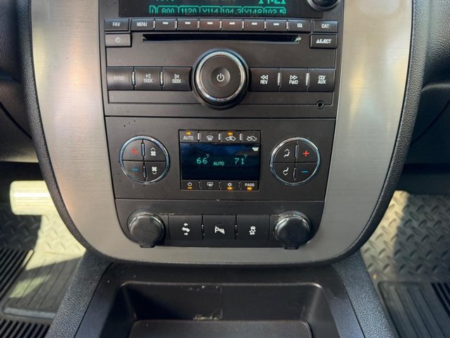 Used 2012 Chevrolet Silverado 2500 LTZ w/ LTZ Plus Package AWD/4WD image 16