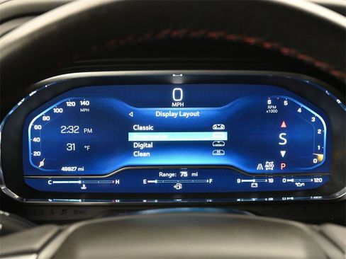 Used 2022 Chevrolet Suburban RST w/ Luxury Package image 10