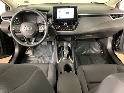 Used 2024 Toyota Corolla LE image 32