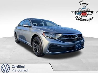 Certified 2022 Volkswagen Jetta SE
