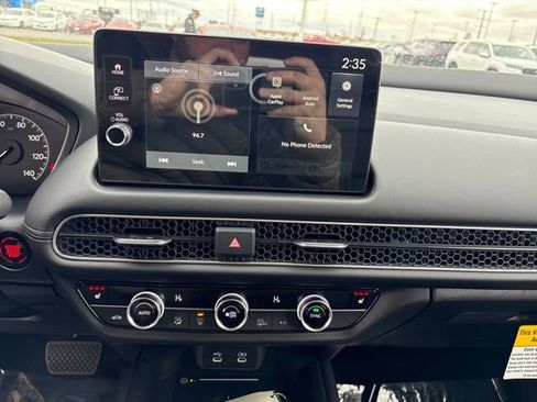 New 2026 Honda HR-V EX-L image 18