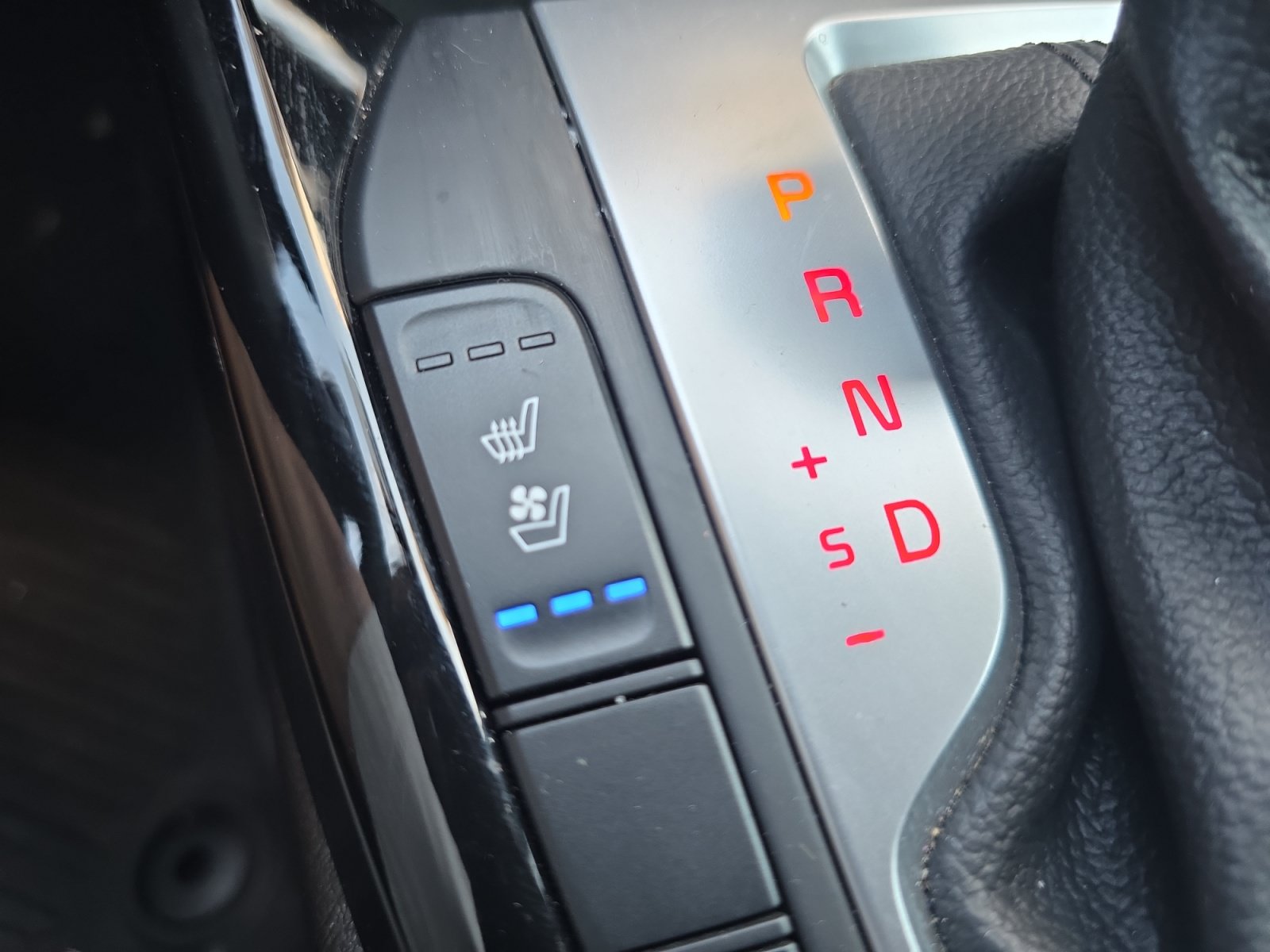 Certified 2024 Kia Forte GT-Line w/ GT-Line Premium Package FWD image 23