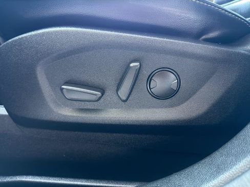 Certified 2024 Ford Edge SEL AWD/4WD image 18
