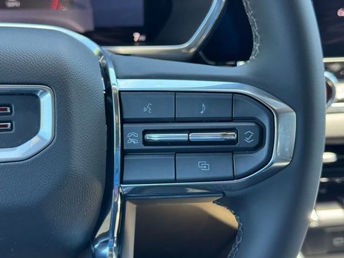 New 2025 GMC Canyon Elevation w/ Convenience Package image 28