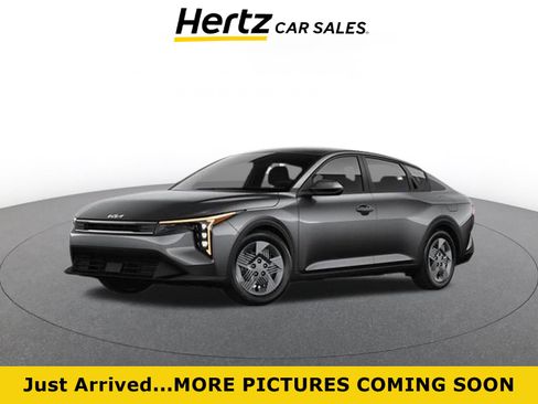 Used 2025 Kia K4 FWD image 1