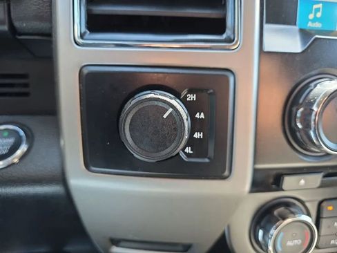 Used 2018 Ford F150 Lariat AWD/4WD image 26