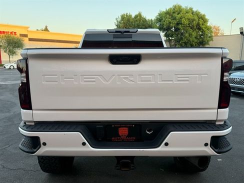 Used 2021 Chevrolet Silverado 3500 High Country AWD/4WD image 9