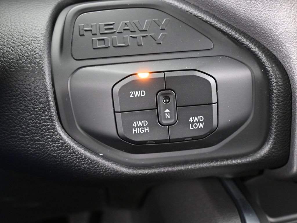 New 2026 RAM 2500 Big Horn AWD/4WD image 21
