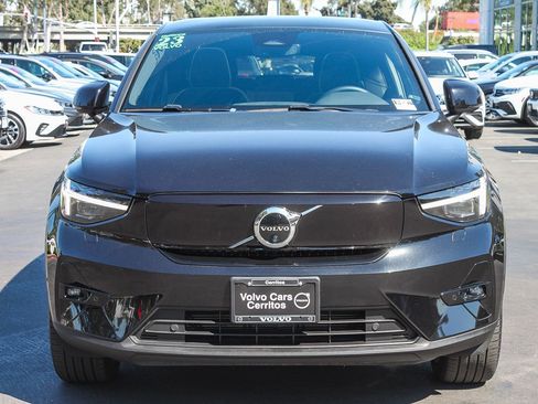 Used 2023 Volvo C40 P8 Recharge Ultimate image 2
