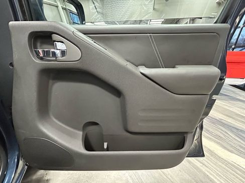 Used 2017 Nissan Frontier PRO-4X w/ Pro-4x Luxury Package image 36