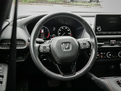 Used 2023 Honda HR-V Sport image 6