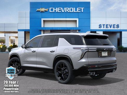 New 2026 Chevrolet Traverse RS image 3