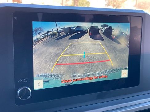 Used 2025 Toyota 4Runner TRD Off-Road image 22