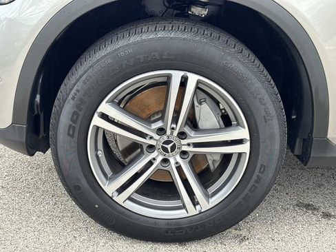 Used 2020 Mercedes-Benz GLC 300 4MATIC image 9