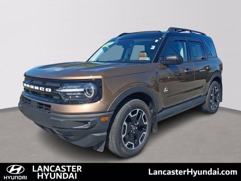 Used 2022 Ford Bronco Sport Outer Banks w/ Tech Package AWD/4WD image 1