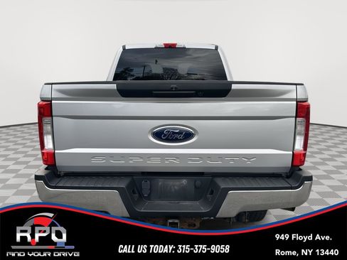 Used 2018 Ford F250 XL w/ STX Appearance Package AWD/4WD image 4