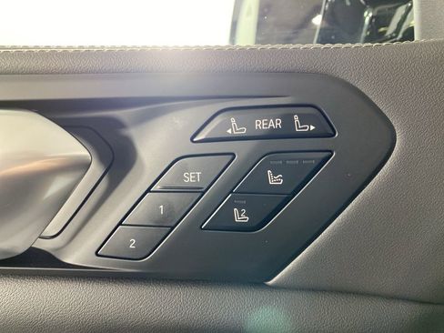 New 2026 BMW X7 xDrive40i w/ Executive Package image 8