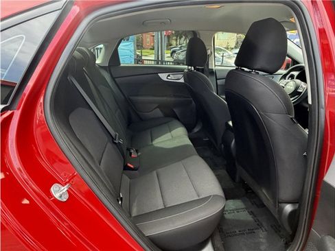 Used 2024 Kia Forte LXS w/ LXS Technology Package image 23